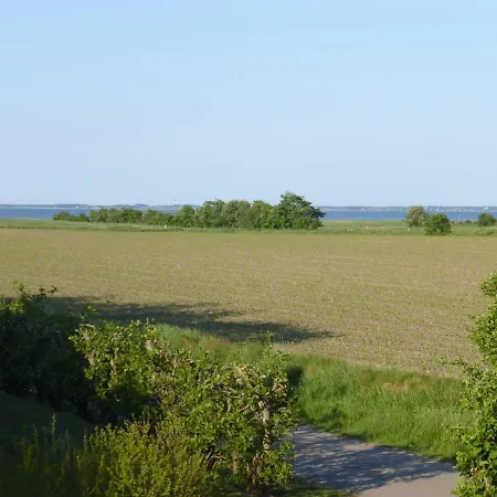 Holiday home Haus Muehlenblick Borgsum